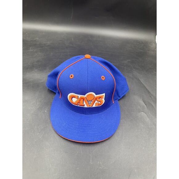 VINTAGE CLEVELAND CAVS CAVALIERS NBA ADIDAS WOOL FITTED 8 (LEBRON ERA)